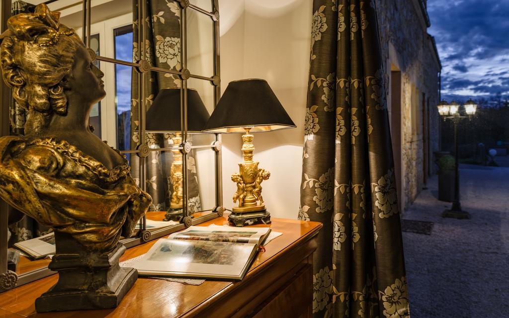 La Barde Montfort, Votre Maison D'Hotes A 4 Kms De Sarlat Dordogne Vitrac  Eksteriør bilde