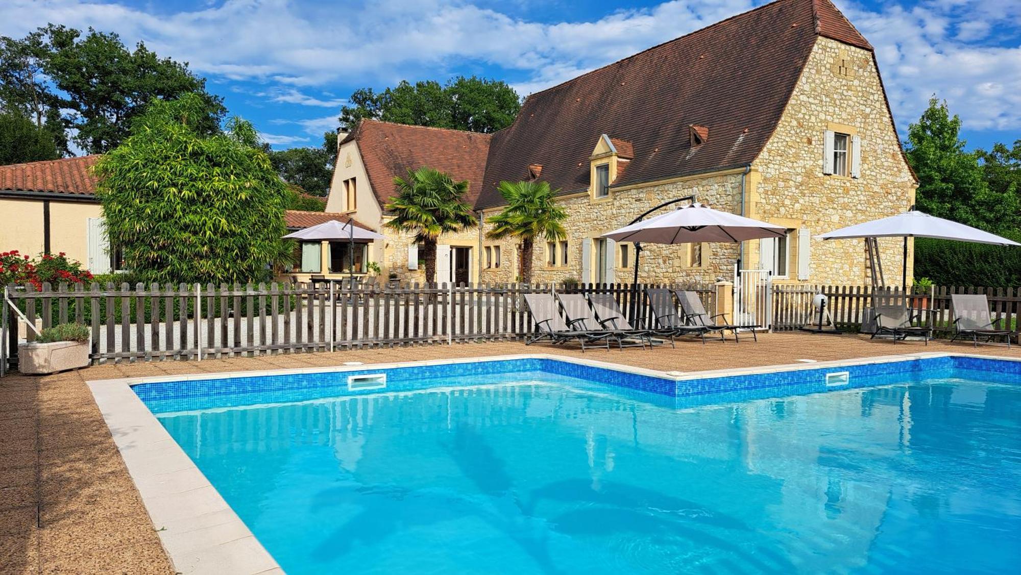 La Barde Montfort, Votre Maison D'Hotes A 4 Kms De Sarlat Dordogne Vitrac  Eksteriør bilde